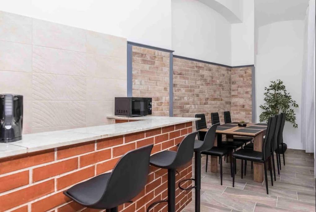 D3 Basilica Luxury Spacious Free Parking For 1 Car Budapest Exterior photo