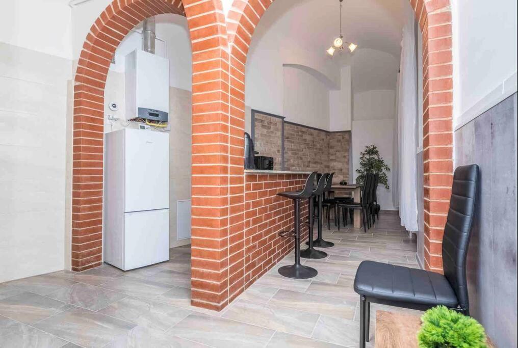 D3 Basilica Luxury Spacious Free Parking For 1 Car Budapest Exterior photo