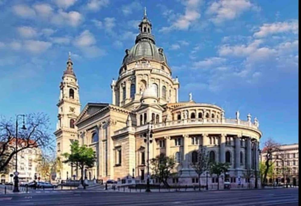 D3 Basilica Luxury Spacious Free Parking For 1 Car Budapest Exterior photo