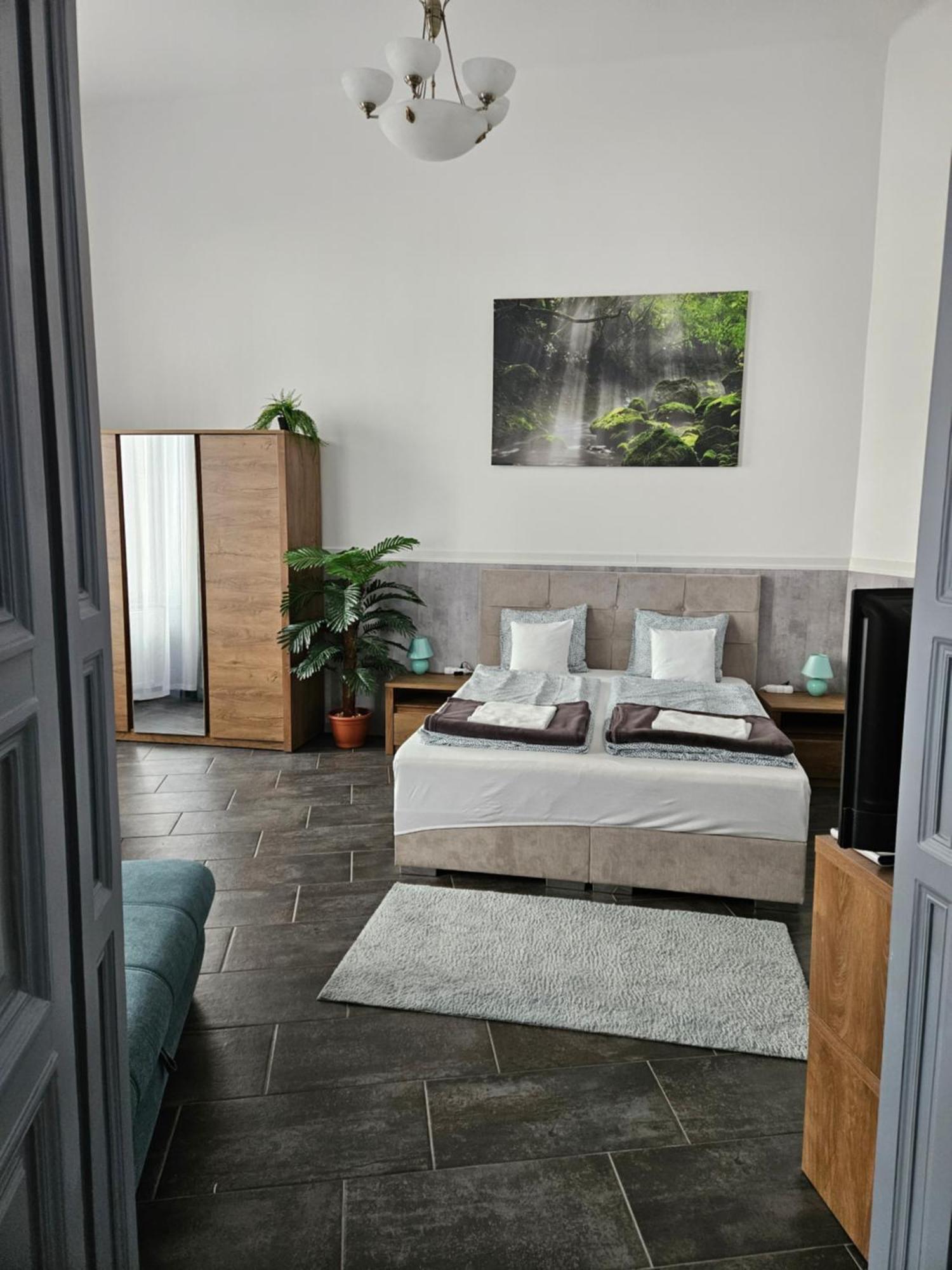 D3 Basilica Luxury Spacious Free Parking For 1 Car Budapest Exterior photo